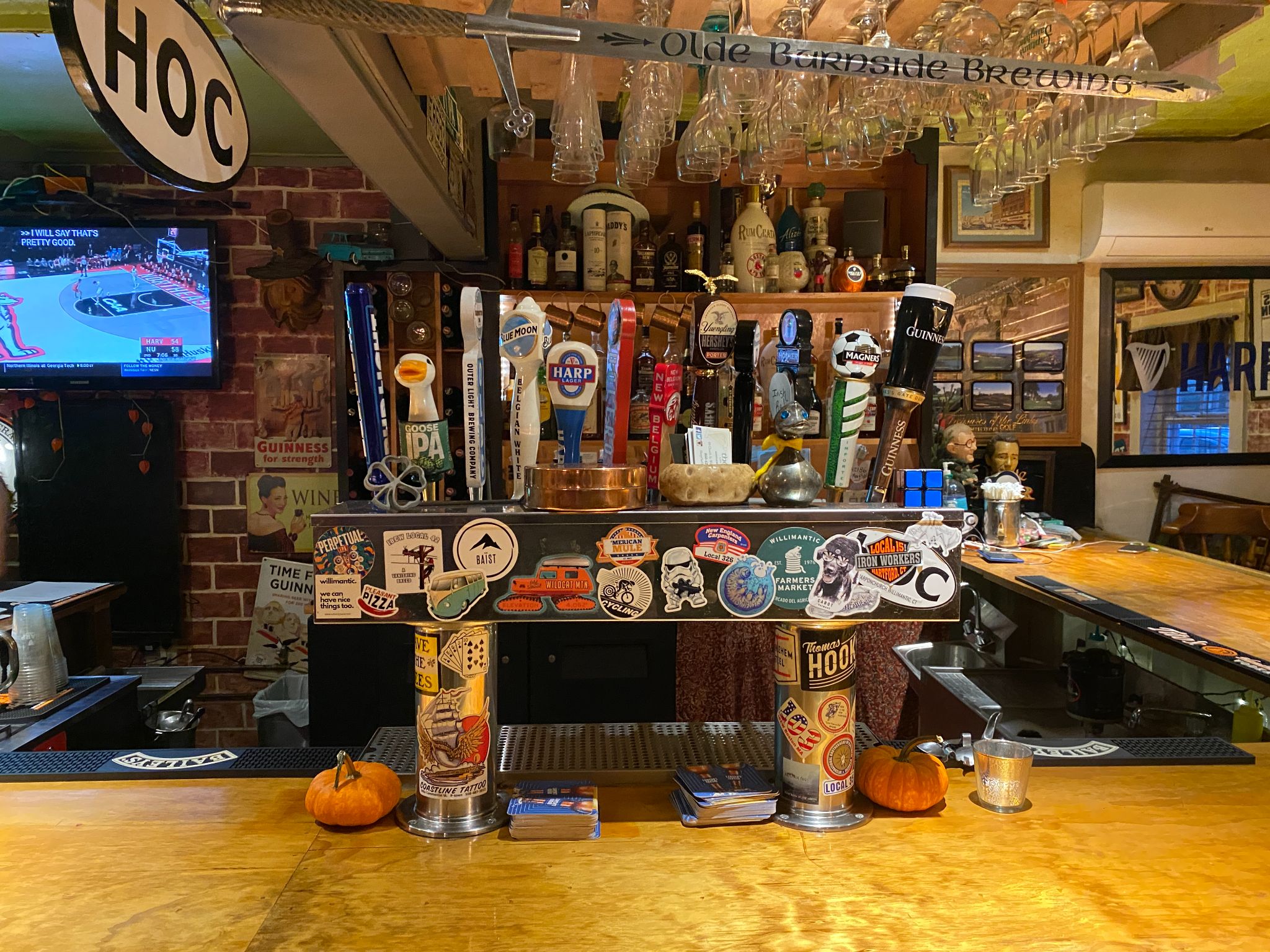 Beer taps at The Harp on Church bar