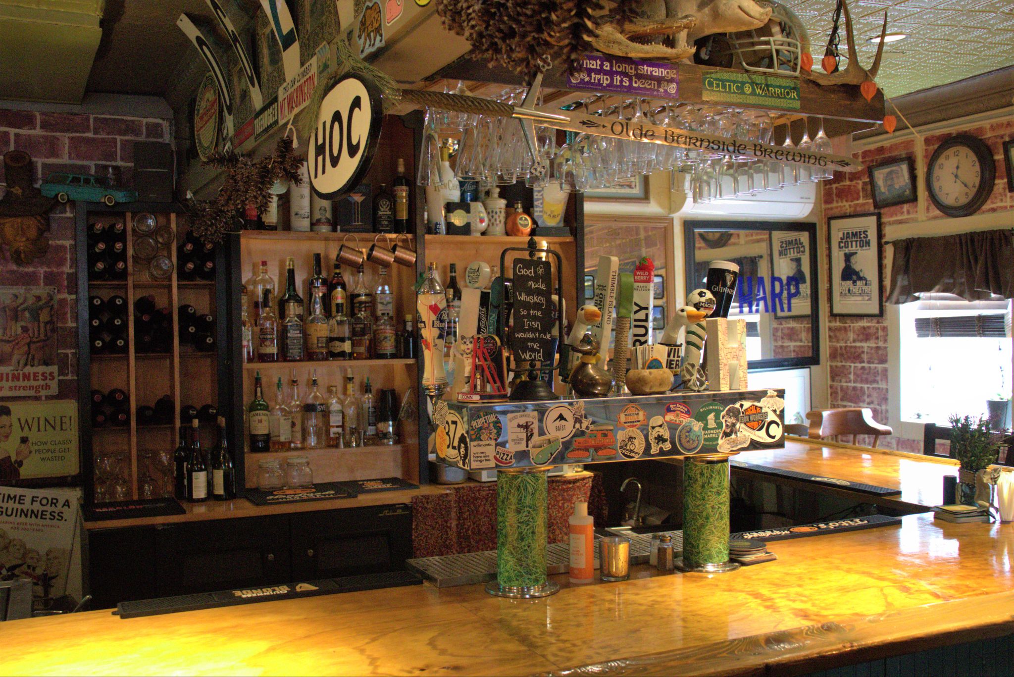 The bar and dining room at The Harp on Church
